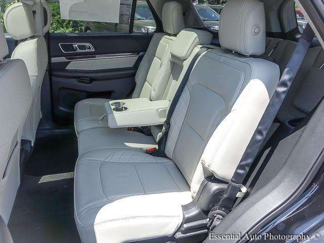 2017 Ford Explorer AWD Platinum 4dr SUV